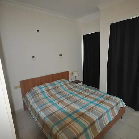 Oba Beach No-3 Apartamento Alanya